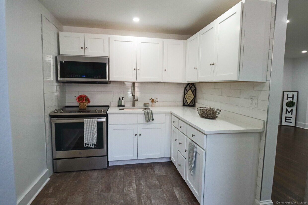 Foto principal - 156 Garfield Ave