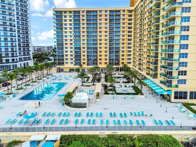 Foto del edificio - 2501 S Ocean Dr