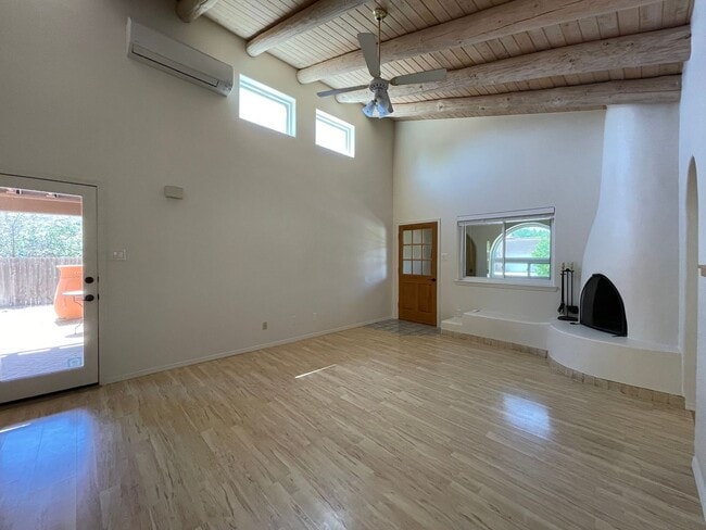 Building Photo - 7551 Kachina Loop