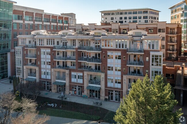 Foto del edificio - Riverhouse