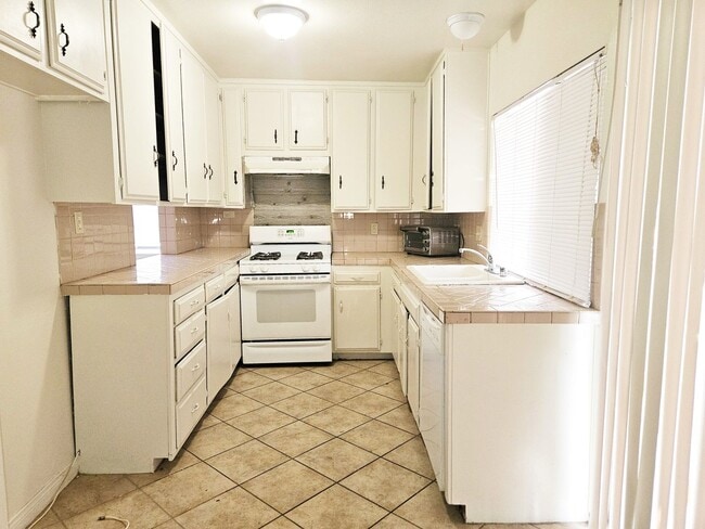 Foto del edificio - New Listing!