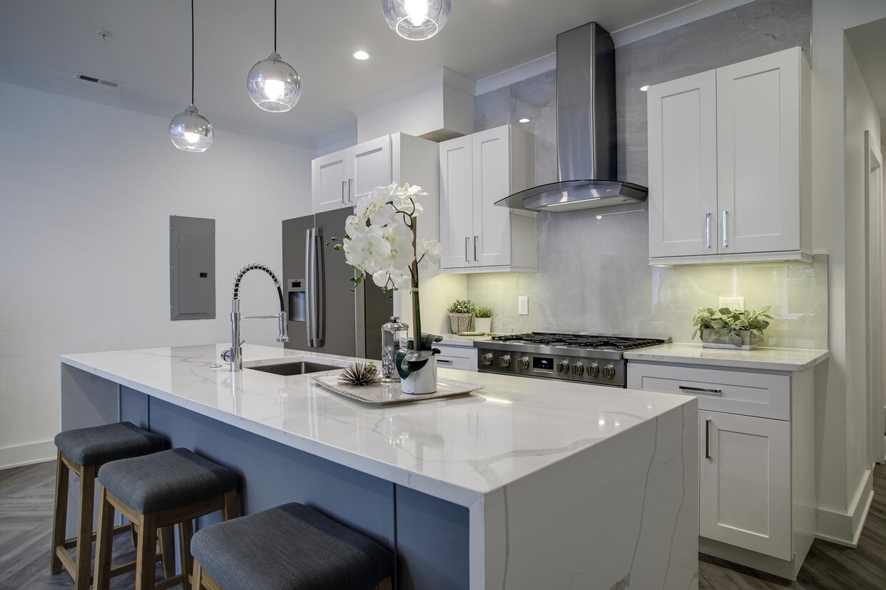 Photo - 2429 Ontario Rd NW (Washington, DC)