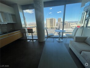 Building Photo - 3722 S Las Vegas Blvd