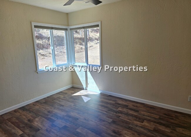 Foto del edificio - Beautiful Chualar Canyon Home for RENT!!!