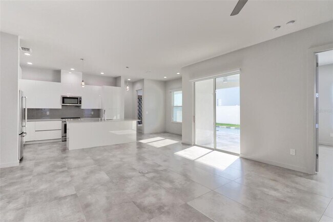 Foto del edificio - 5206 Fern Row Ln