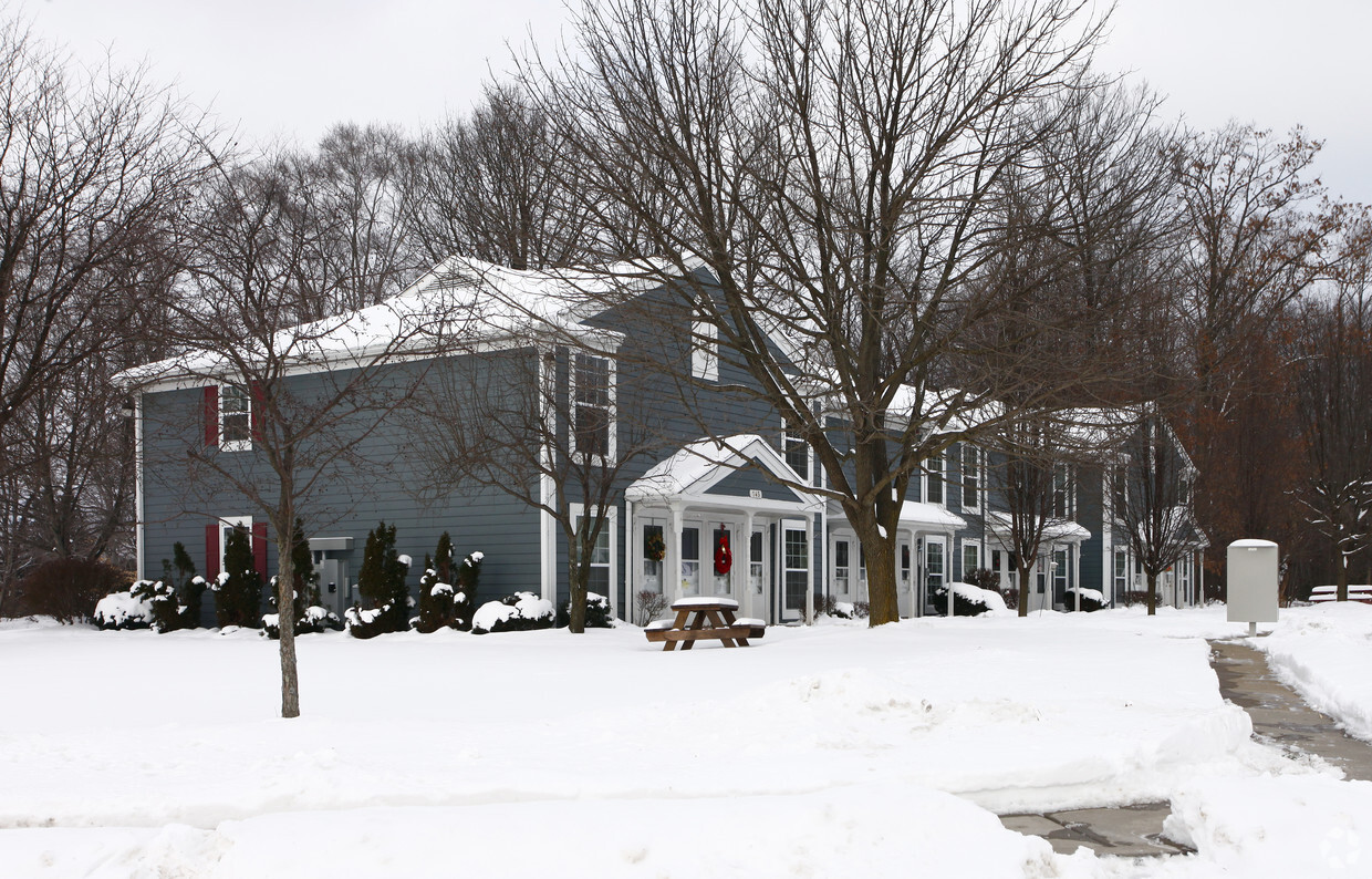 Foto del edificio - Neshannock Woods Apartments