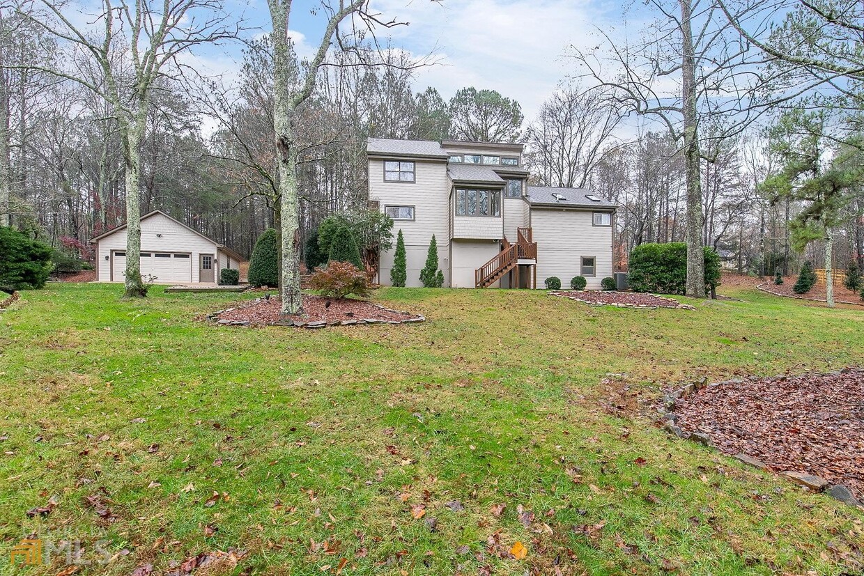 Primary Photo - 150 Karina Pl