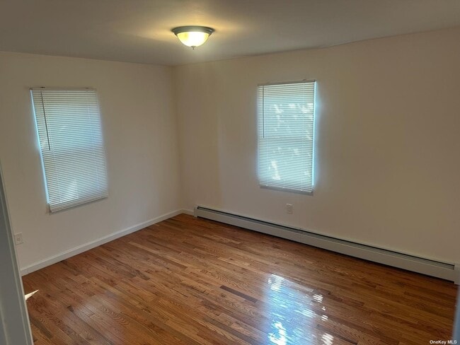 Building Photo - 225 Doherty Ave