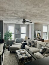 Building Photo - 12 Battery St