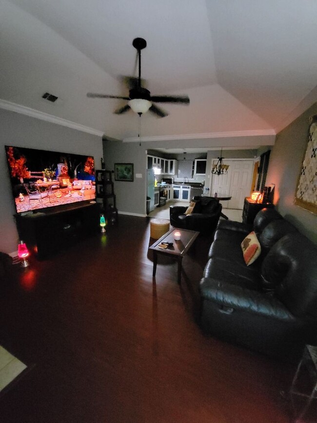 Foto del edificio - Charming 3BR House in Covington