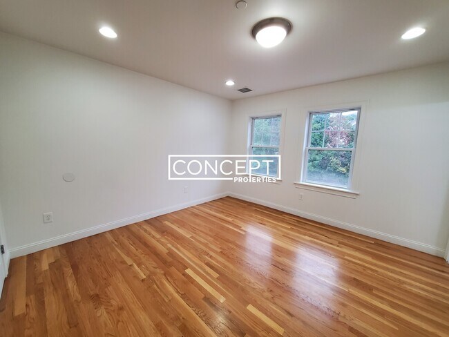 Foto del edificio - 63 Circuit St