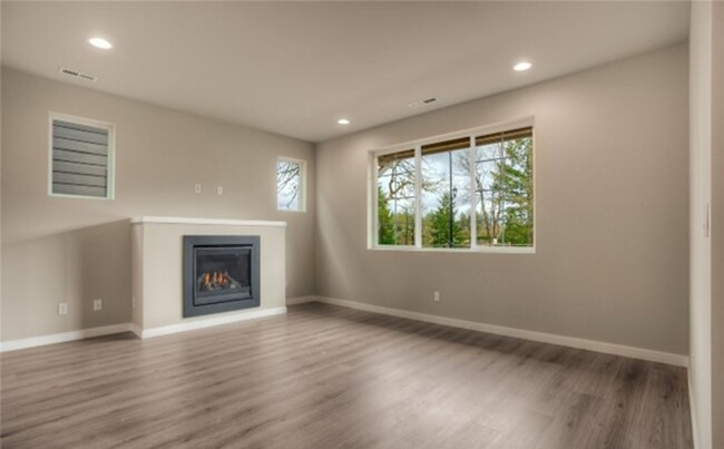 Building Photo - Brand New 3-Bedroom Home in The Diamonds a...