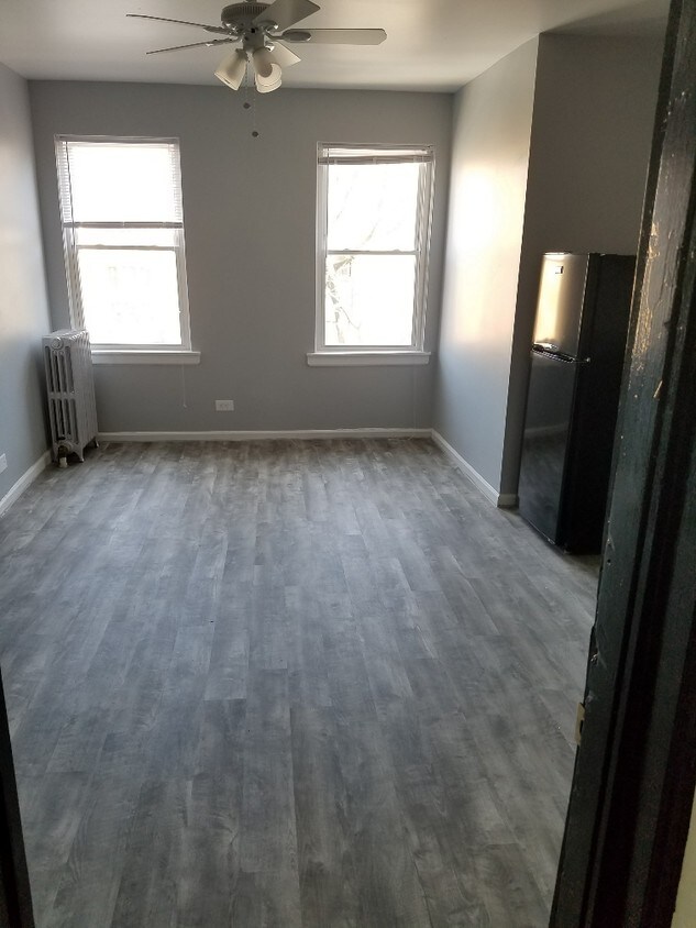 Foto principal - 5710 N Winthrop Ave