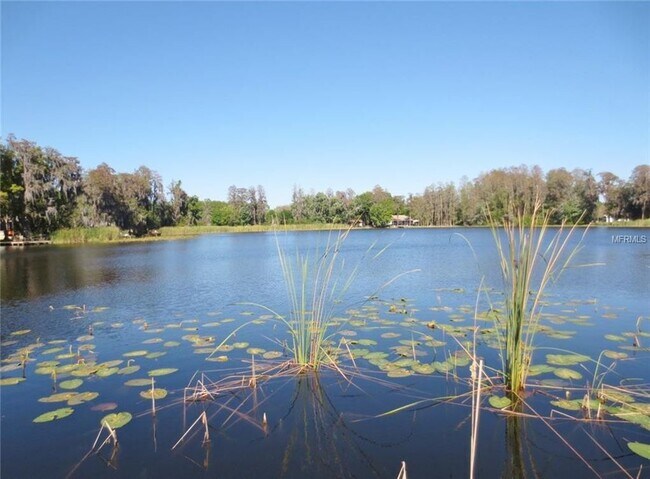 Building Photo - 5008 School Rd