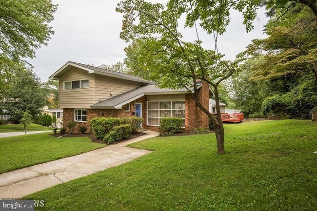 Foto del edificio - 8 Gruenther Ct