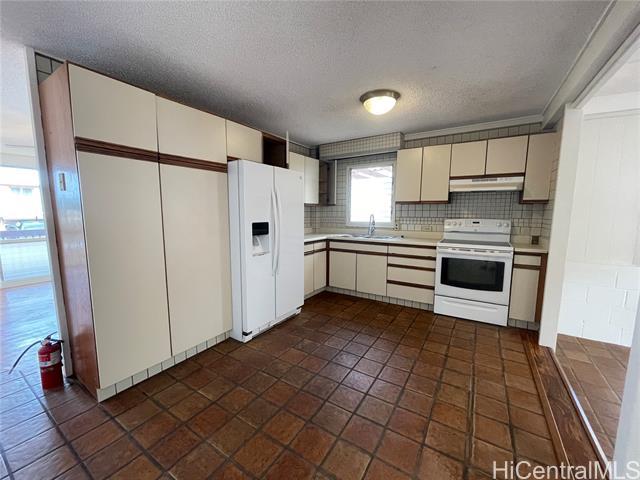 Foto del edificio - 92-795-795 Palailai St