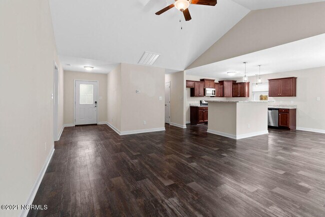 Building Photo - 111 Bridgeport Dr