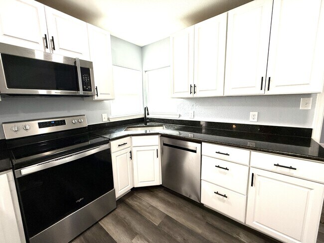 Foto del edificio - 1222 Hargrove St