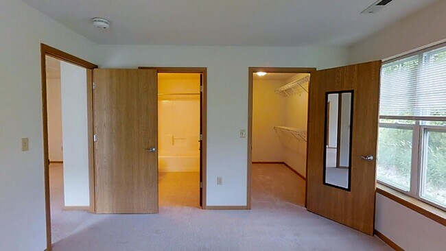 Foto del edificio - 312 E Gate Dr