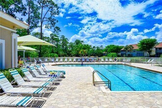 Building Photo - 4950 Deerfield Way