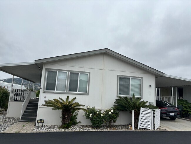Building Photo - 55+ Mobile Home Community, 2 Bedroom