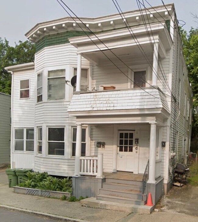 Building Photo - 11 Lancaster St