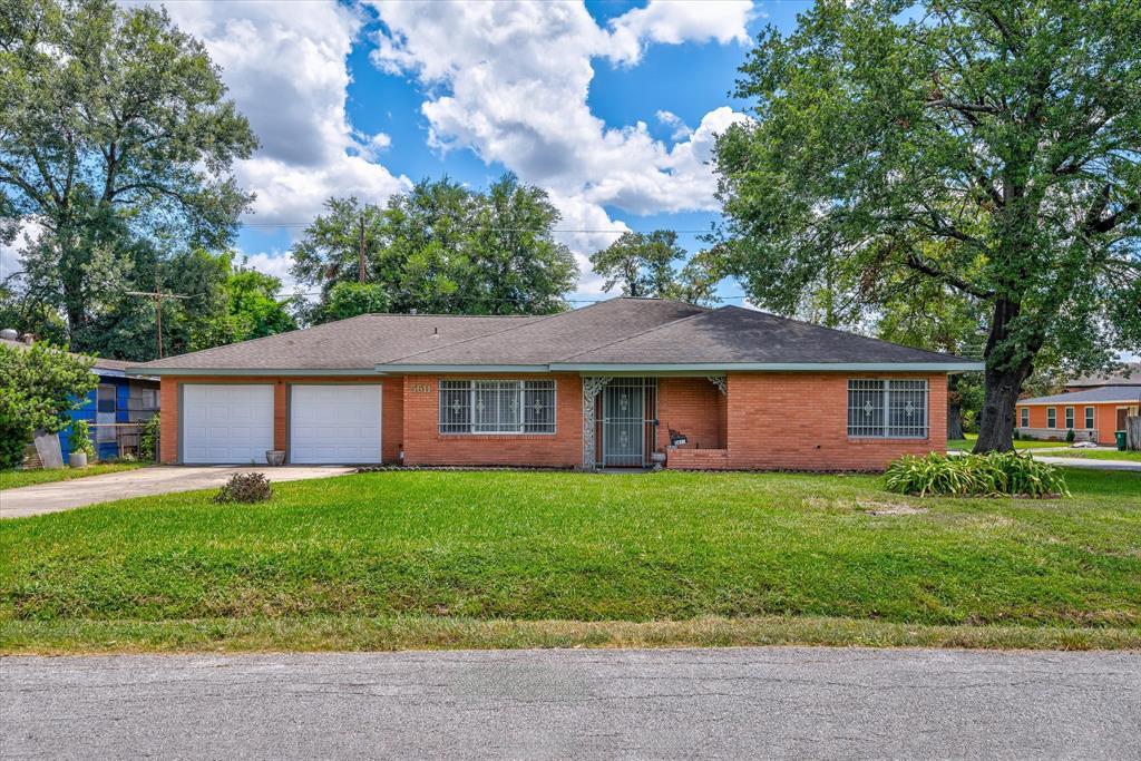 Primary Photo - 5611 Milart St
