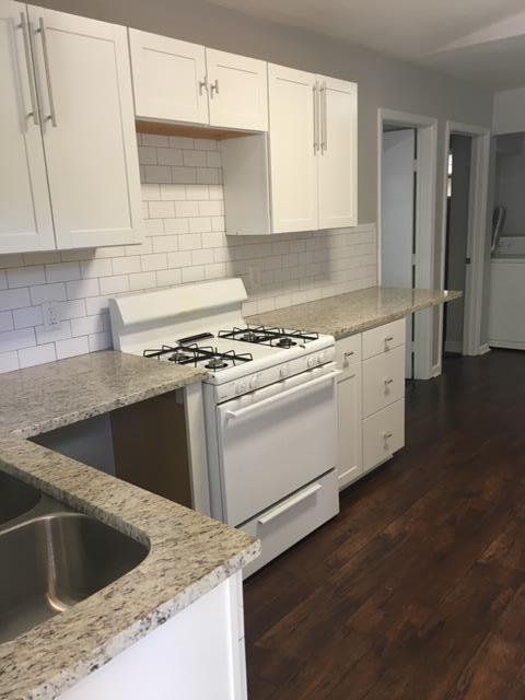 Foto del edificio - 1405 Bob Harrison St