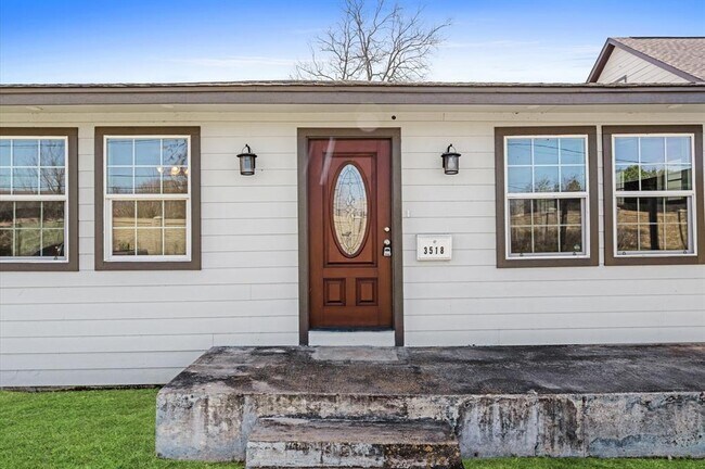 Building Photo - 3518 Griggs Rd