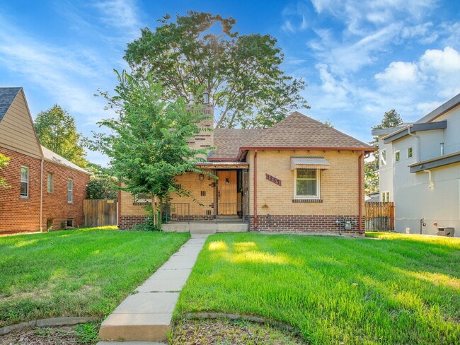 $2,295.00, 1 Bed, 1 Bath Home in Denver - $2,295.00, 1 Bed, 1 Bath Home in Denver