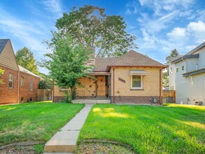 Building Photo - 1257 Niagara St