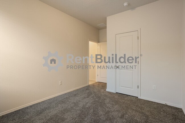 Foto del edificio - CALL US TODAY AT (505) 808-6467 TO SCHEDUL...