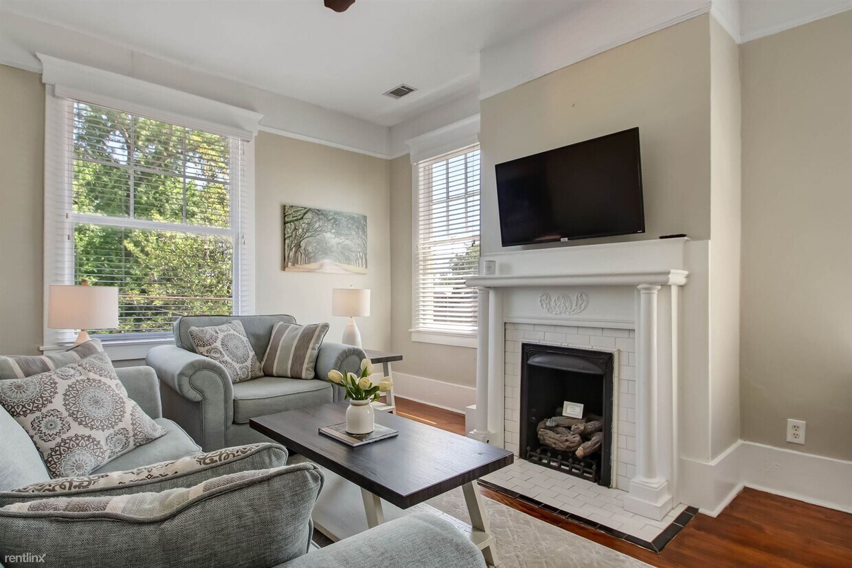Foto principal - 1 br, 1 bath Condo - 315 East 38th Street