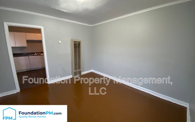 Building Photo - 1117 Keating St