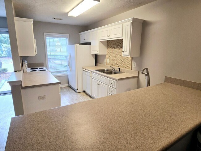 Building Photo - 7112 Belize Dr