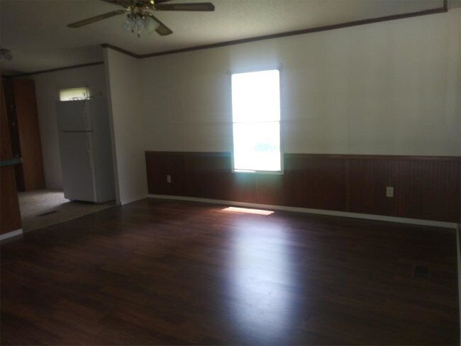 Foto del edificio - 330 Pole Hill Rd