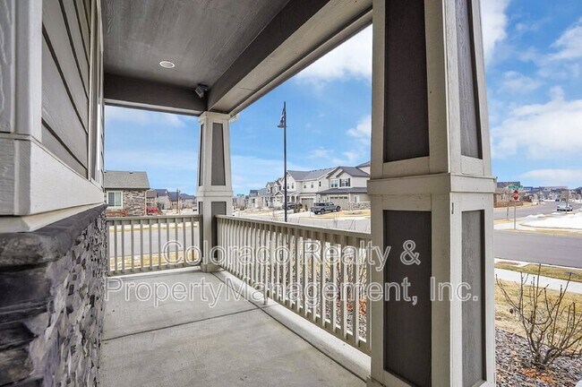 Building Photo - 480 Pikes View Dr