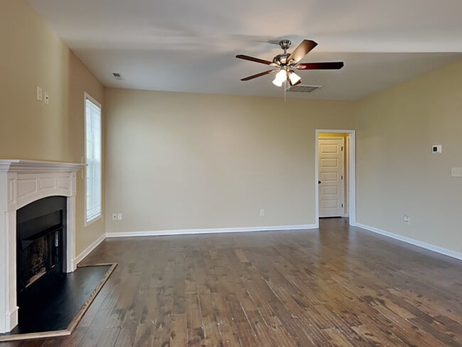 Building Photo - 55 Wrangler Dr