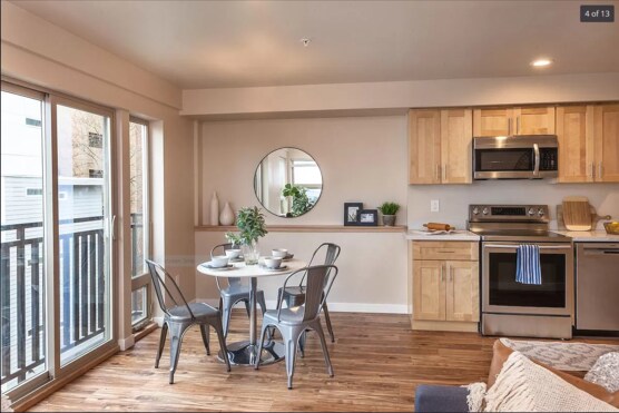 Foto del edificio - 4523 8th Ave NE