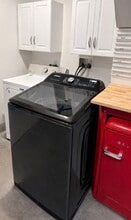 Building Photo - 8432 Weatherwood St