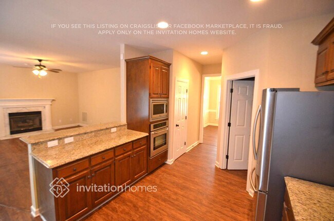 Building Photo - 7908 Harrington Woods Rd