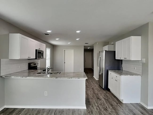 Foto del edificio - 4837 Waterford Dr