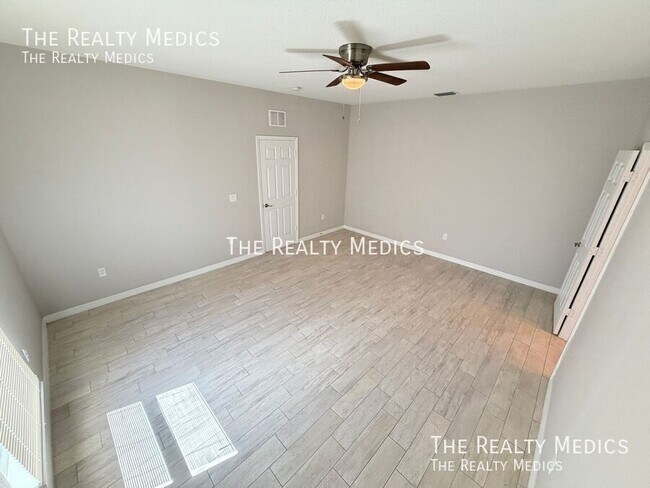 Foto del edificio - 2973 Polaris Ave SE