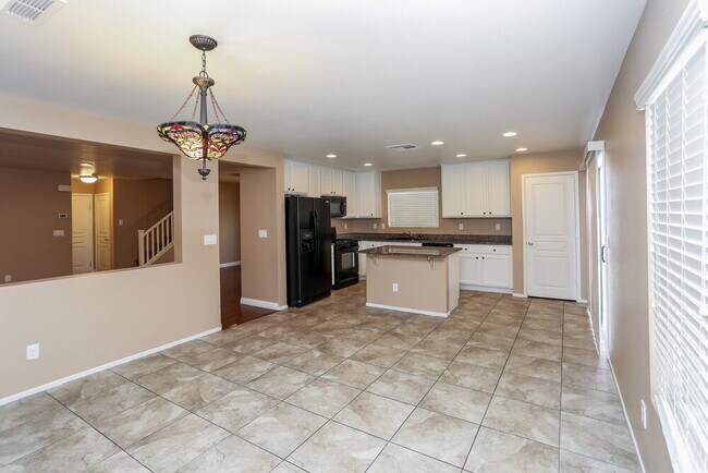 Building Photo - 9434 W Blooming Grove Ave