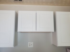 Building Photo - 402 N 48th St