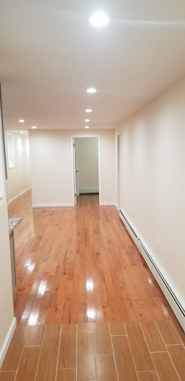 Foto del edificio - 590 E 54th St