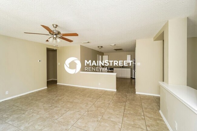 Foto del edificio - 3 Bedroom Pet-Friendly Home in San Antonio, TX with Main Street Renewal