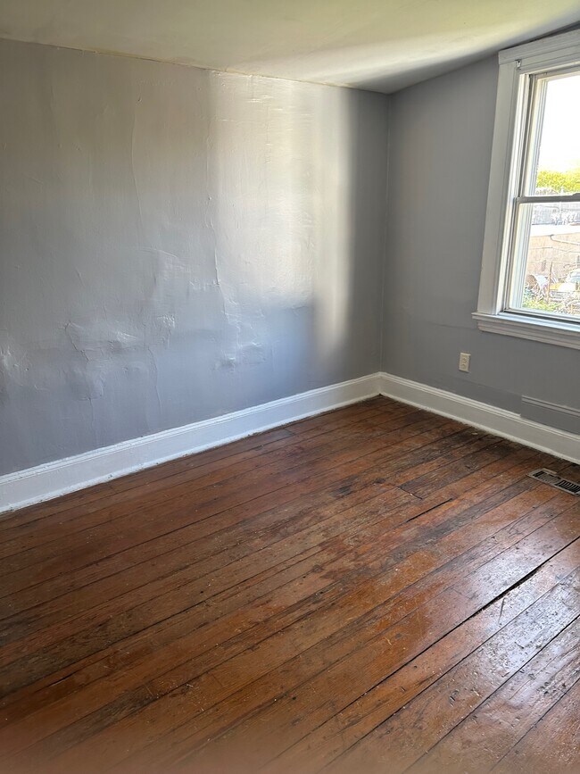 Foto del edificio - 4686 Hawthorne St