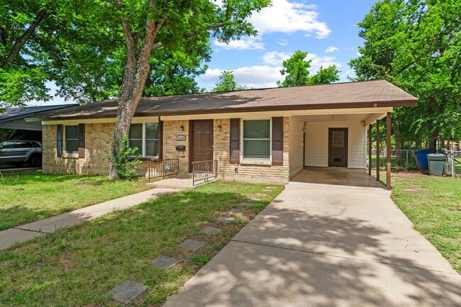 Building Photo - 5118 Waterbrook Dr