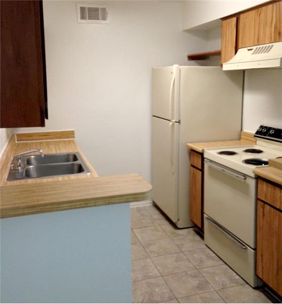 Building Photo - 11902 Barwood Bend Dr